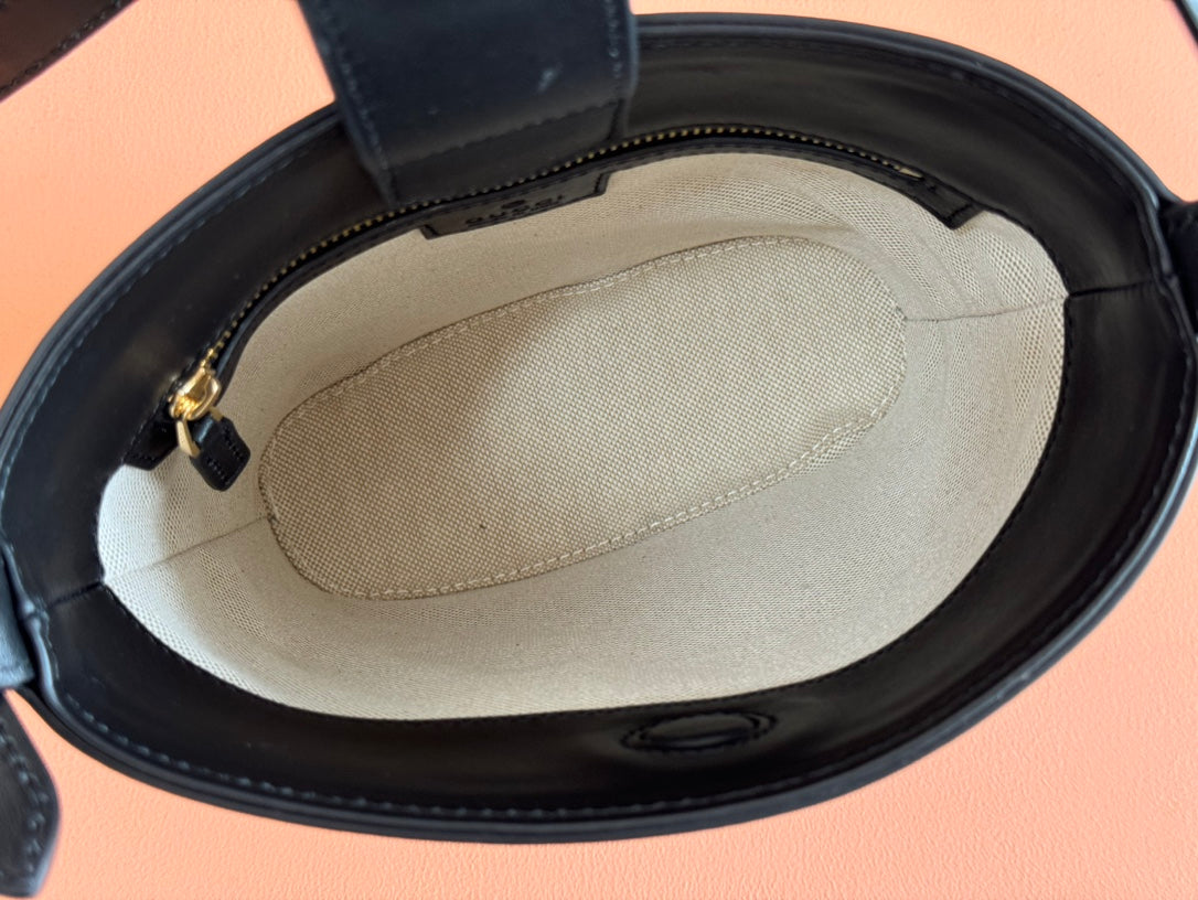 73 SMALL BUCKET BAG 20 IN NATURAL CANVAS AND BLACK CALFSKIN