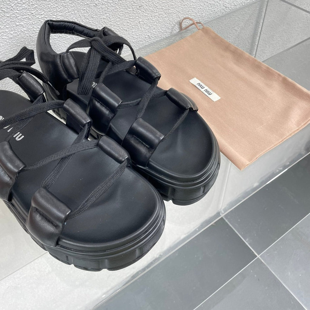 Roman Strap Thick-Soled Black Sandals