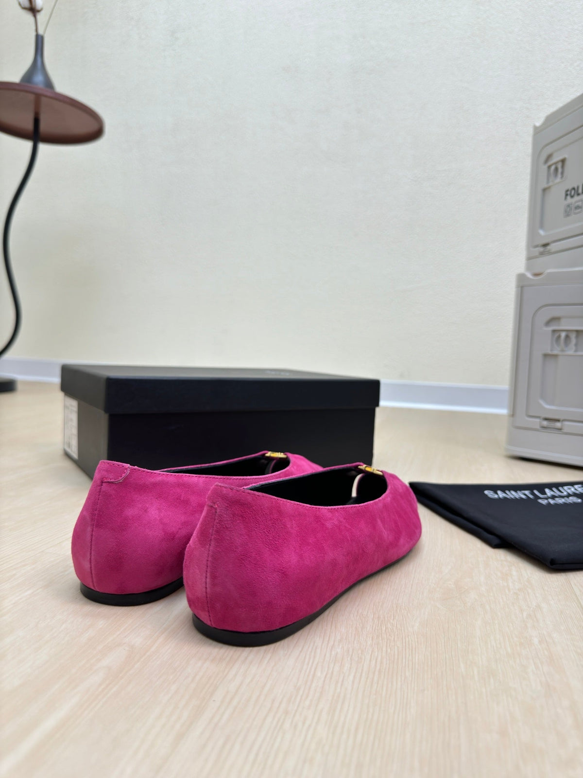 BABYLONE BALLET FLAT IN BRIGHT PINK SUEDE