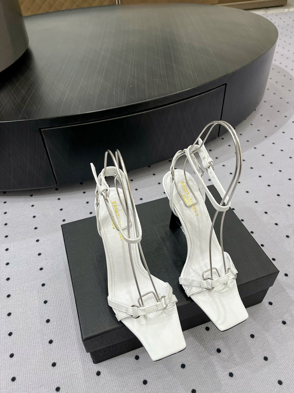 SL ANKLE-BUCKLE HEELED SANDALS WHITE CALFSKIN