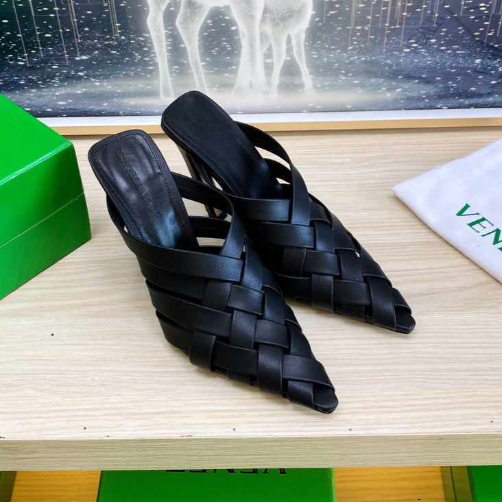 ALFIE LEATHER HIGH MULES IN BLACK CALFSKIN WITH WOVEN DESIGN