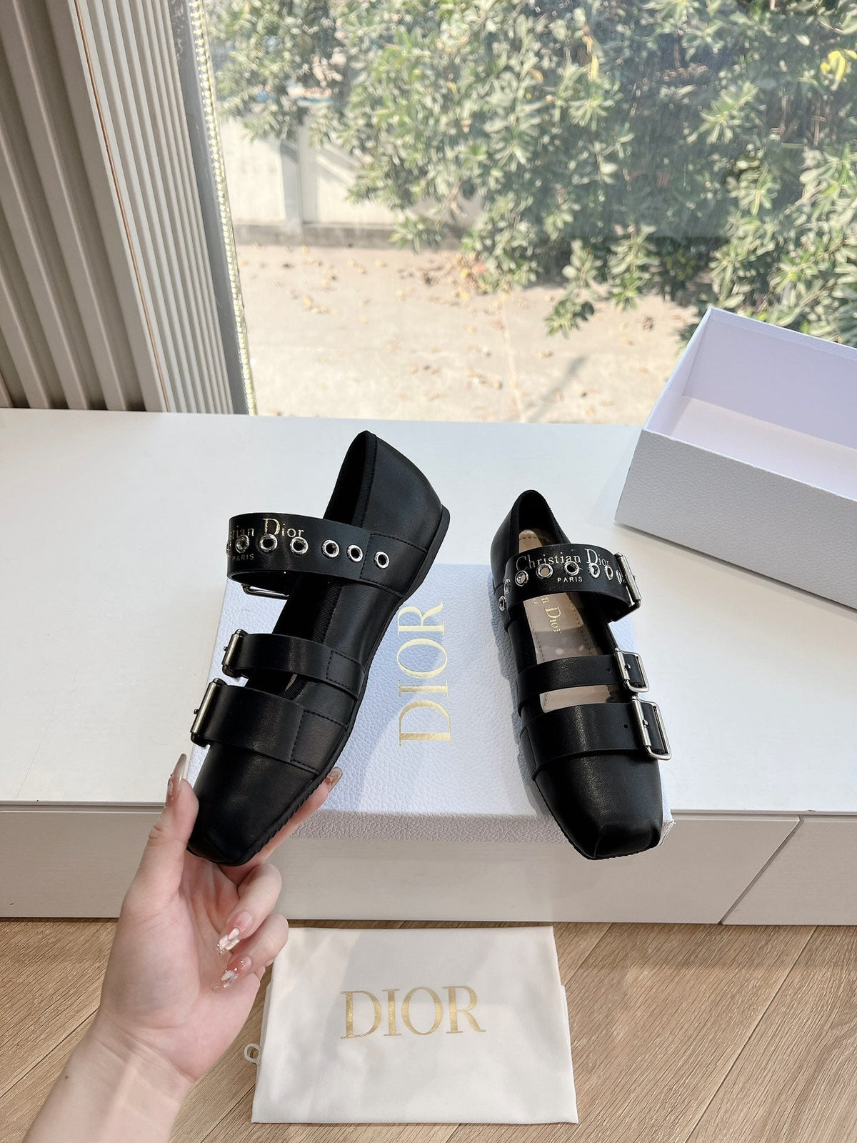 PUNK BALLET FLAT IN BLACK SUPPLE CALFSKIN
