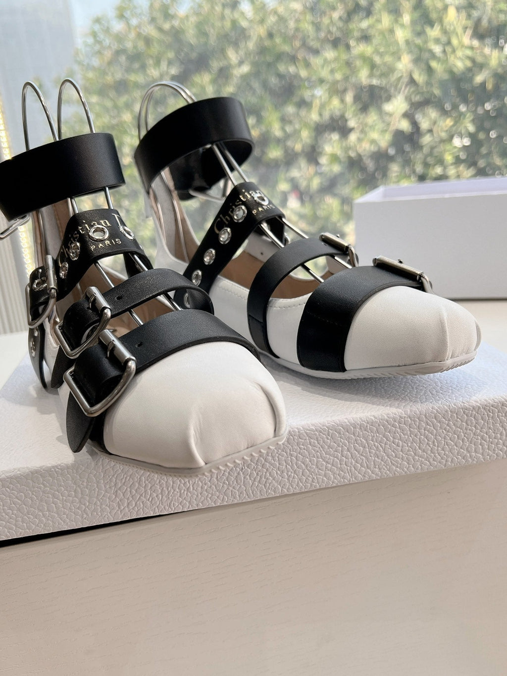 PUNK BALLET FLAT IN WHITE MIX BLACK CALFSKIN