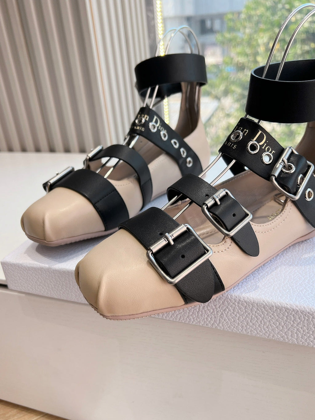 PUNK BALLET FLAT IN BLACK MIX CAMEL BEIGE CALFSKIN