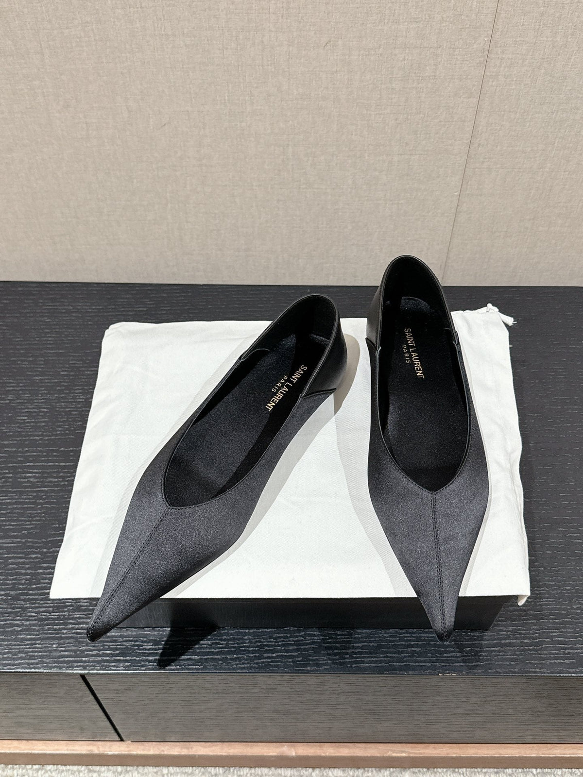 SL NOUR POINTED TOE BALLET BLACK SATIN