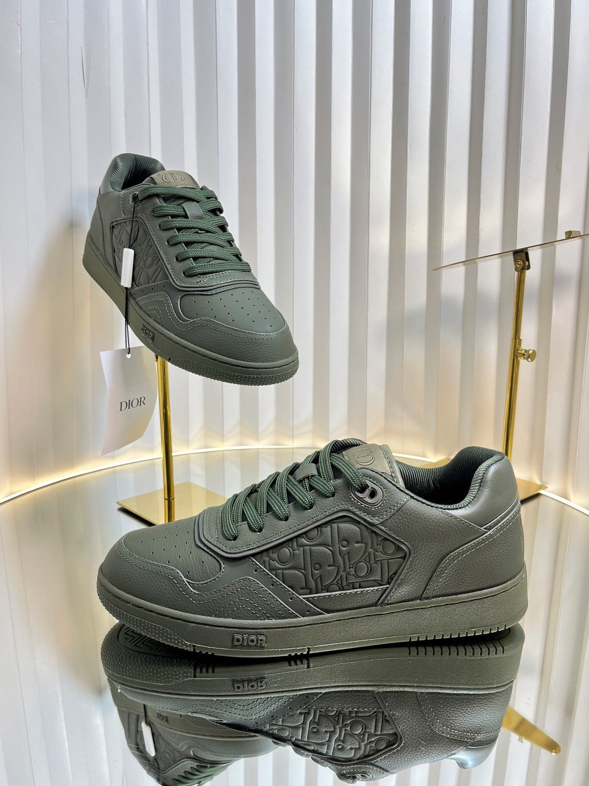 B27 LOW-TOP SNEAKER ARMY GREEN SMOOTH CALFSKIN