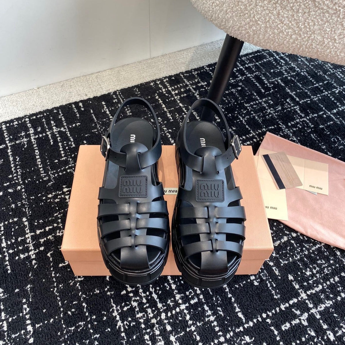 ROMAN THICK-SOLED SANDALS BLACK CALFSKIN