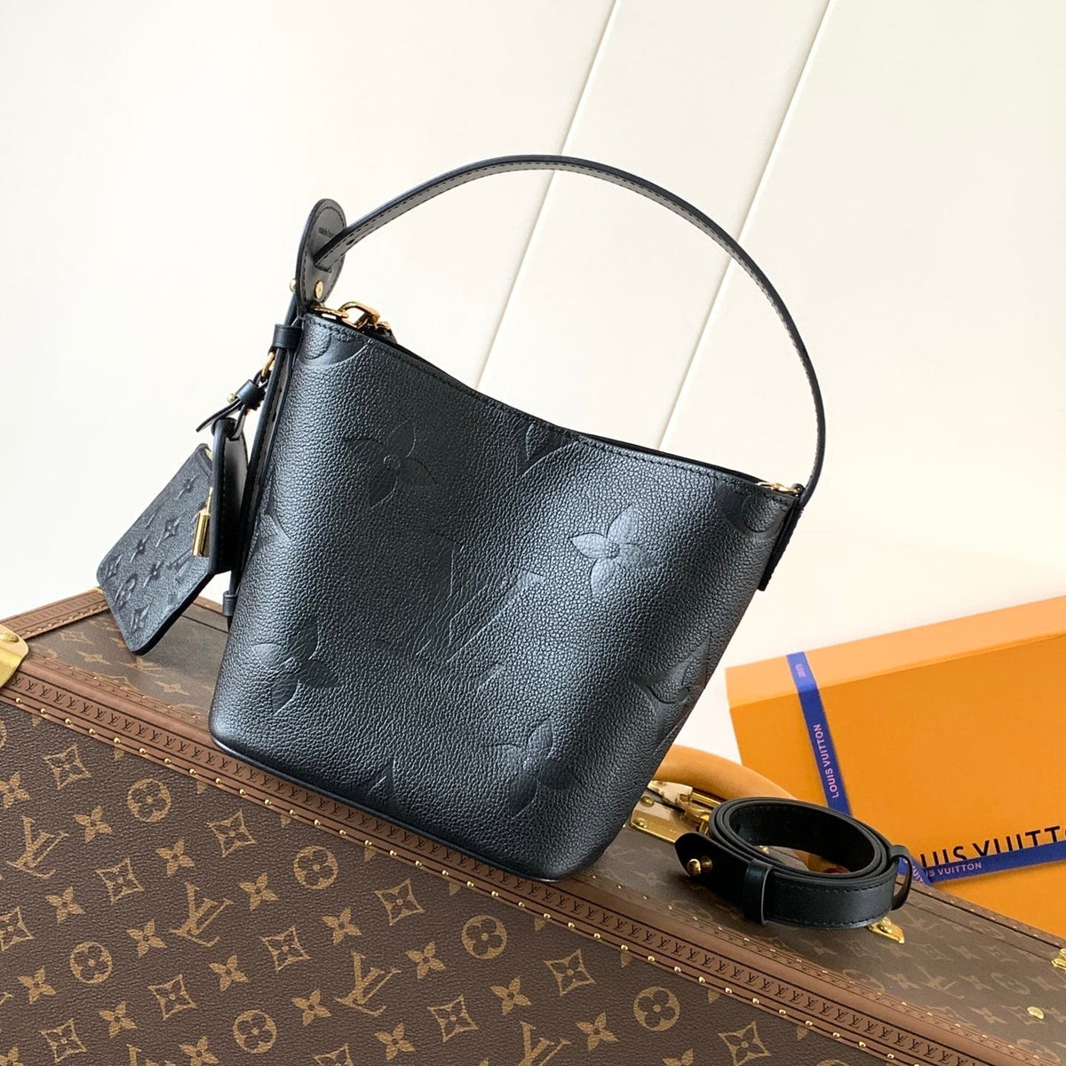 ALL IN BB BAG 18 IN BLACK EMBOSSED COWHIDE