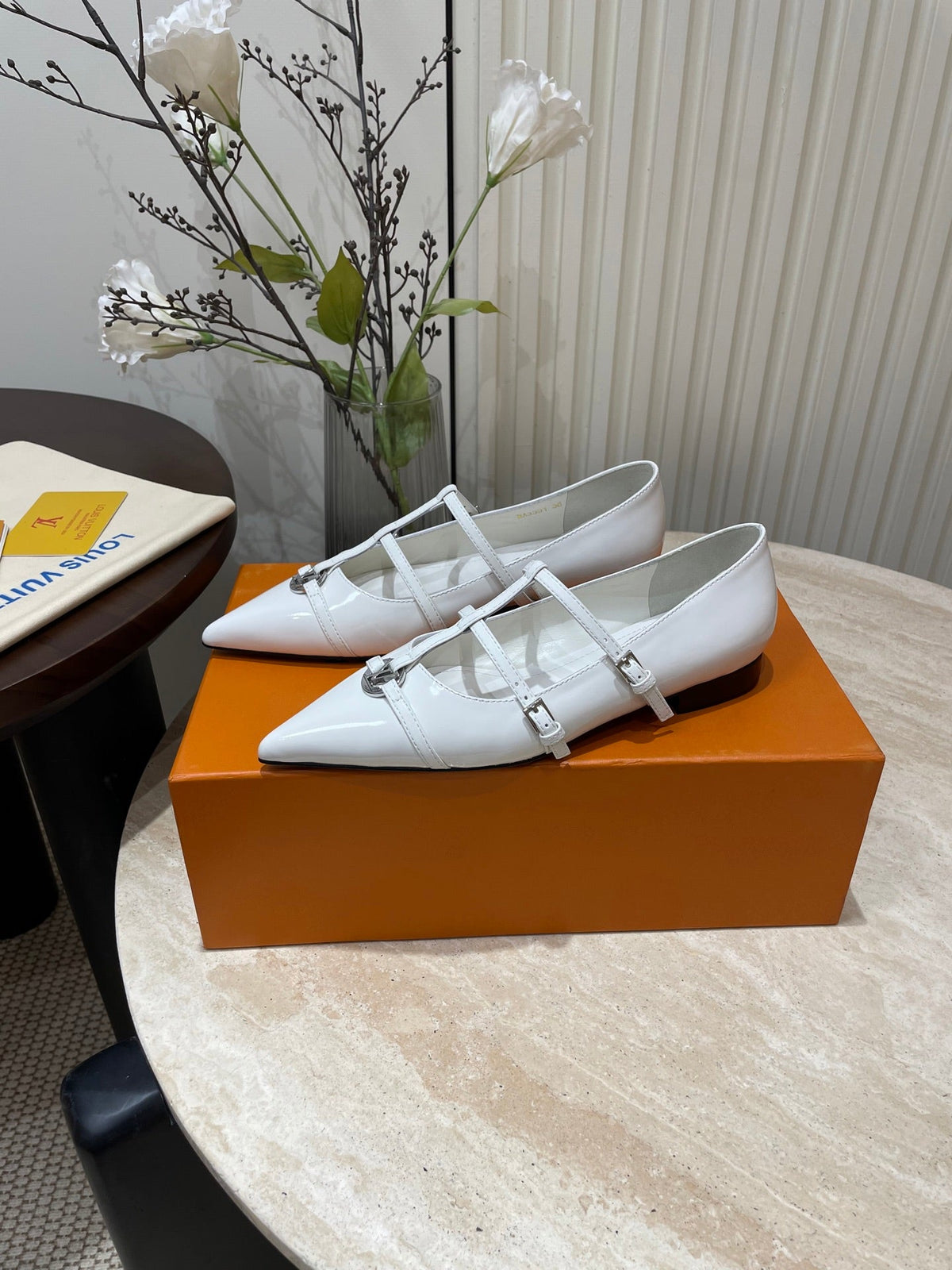 POINTED-TOE TRIPLE-STRAP BALLET FLAT IN WHITE PATENT CALFSKIN
