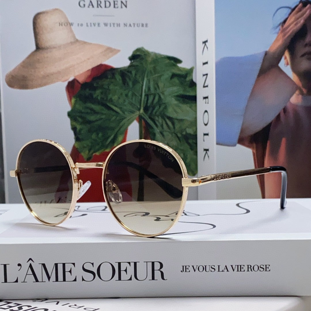 SIGNATURE ROUND SUNGLASS 581382 IN GOLD METAL BROWN SMOKE LENSES