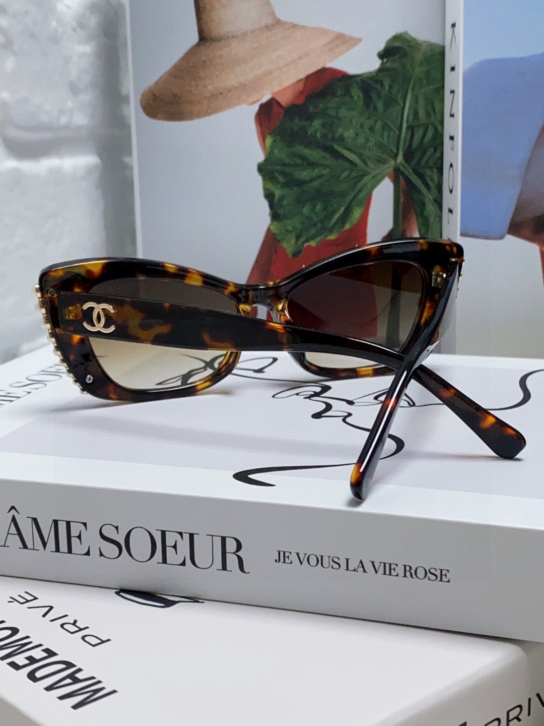 CAT EYE SUNGLASSES 632699 IN HAVANA ACETATE EMBOSSED PEARL