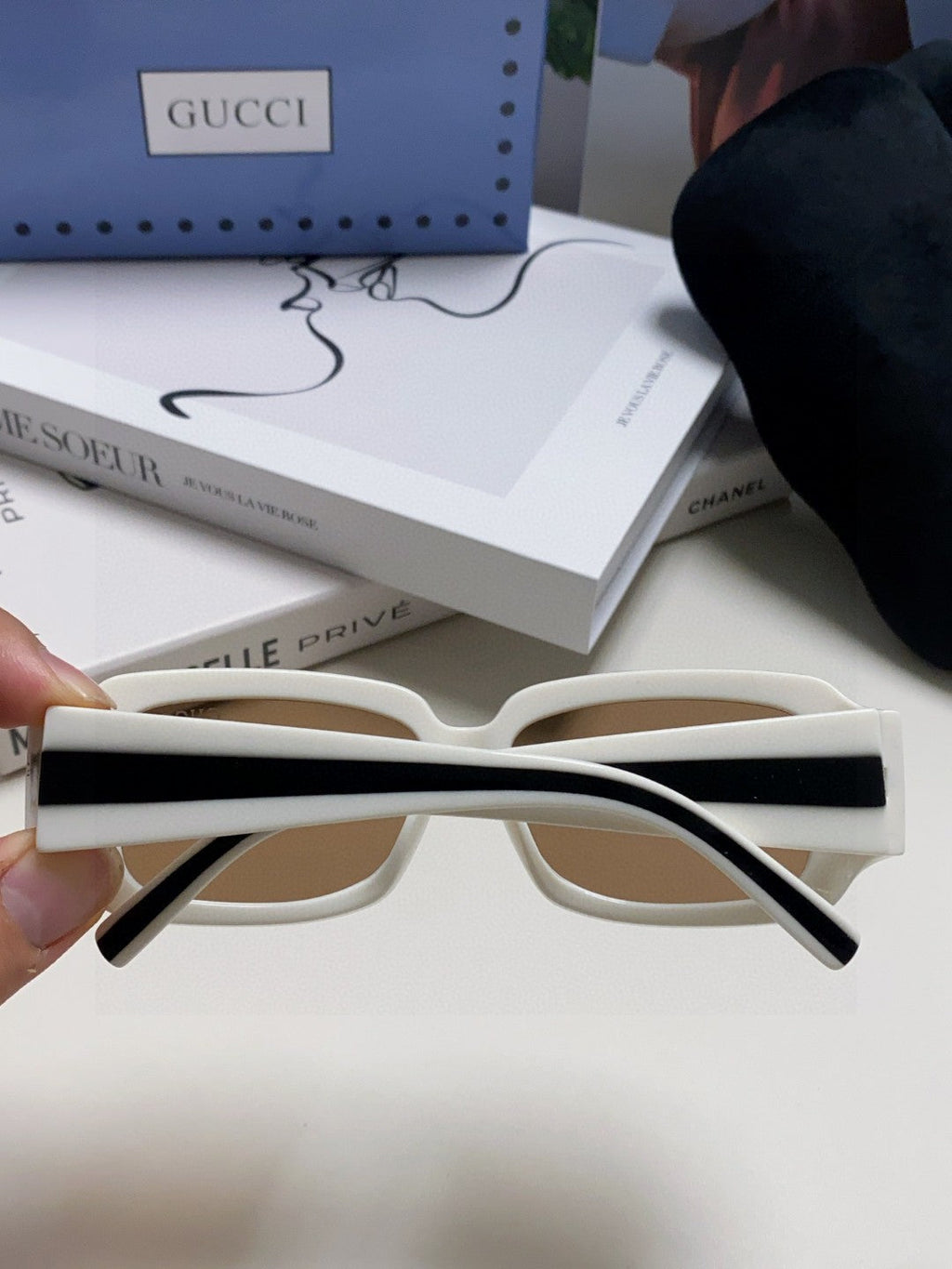 RECTANGULAR FRAME SUNGLASSES 570237 IN ACETATE