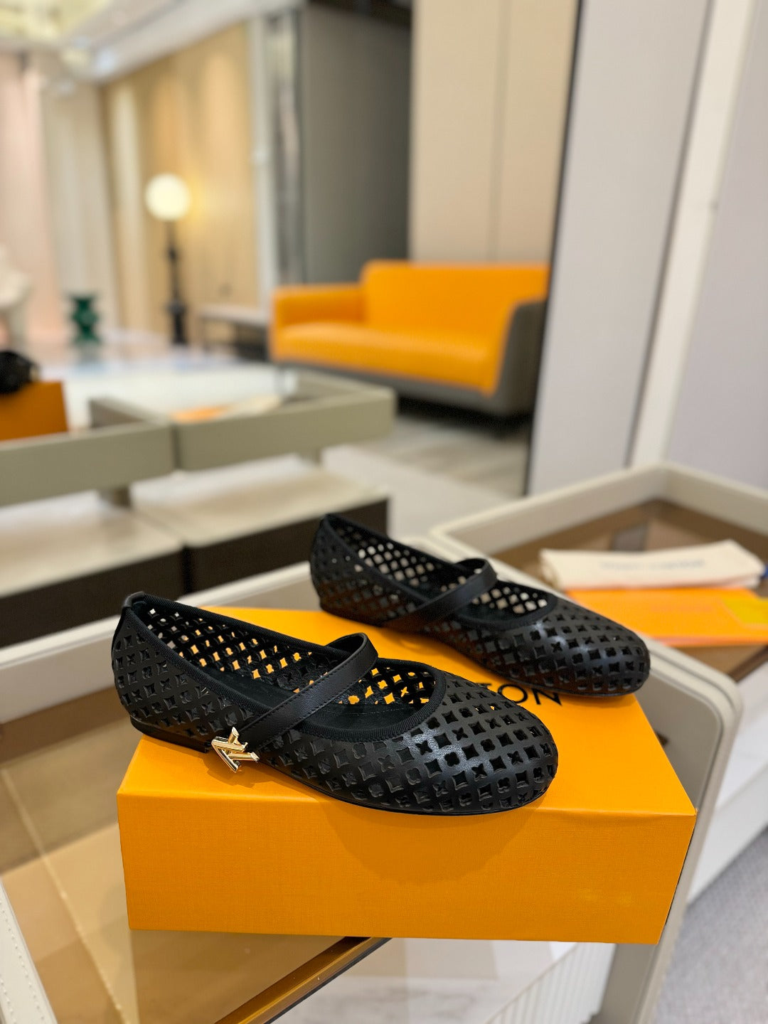 ROMY FLAT BALLERINA IN BLACK MESH CALFSKIN