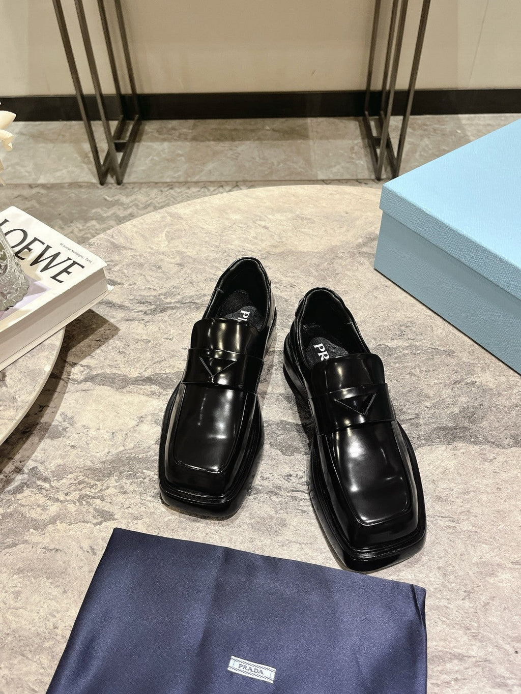 PRA SQUARE HEAD LOAFERS JET-BLACK CALFSKIN