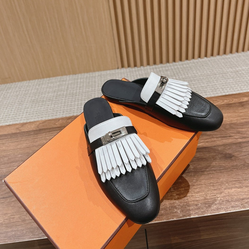 0Z Mule Fringed Black/White