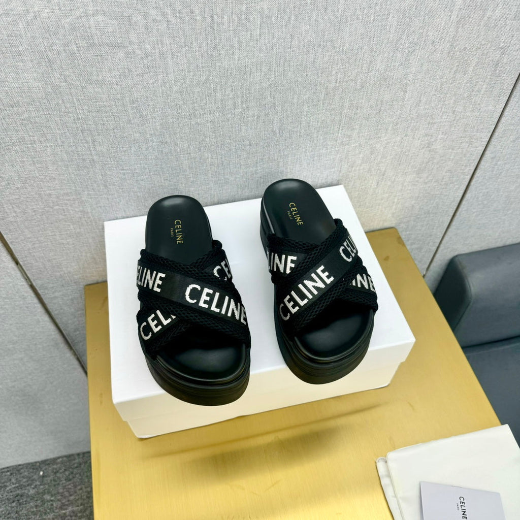 BLOCK SLIDE CROSS-STRAP IN BLACK MESH NYLON AND TEXT WITH JACQUARD