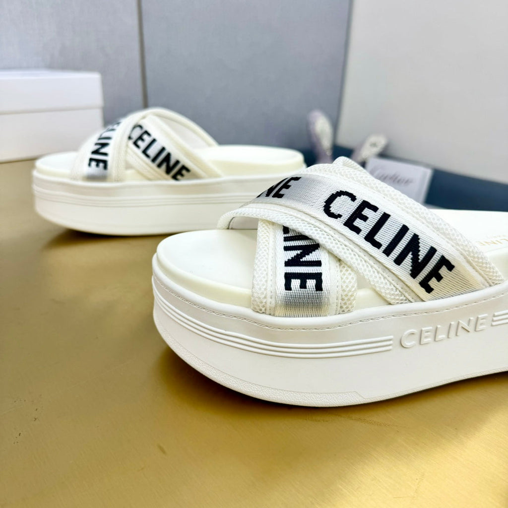 BLOCK SLIDE CROSS-STRAP IN WHITE MESH NYLON AND TEXT WITH JACQUARD