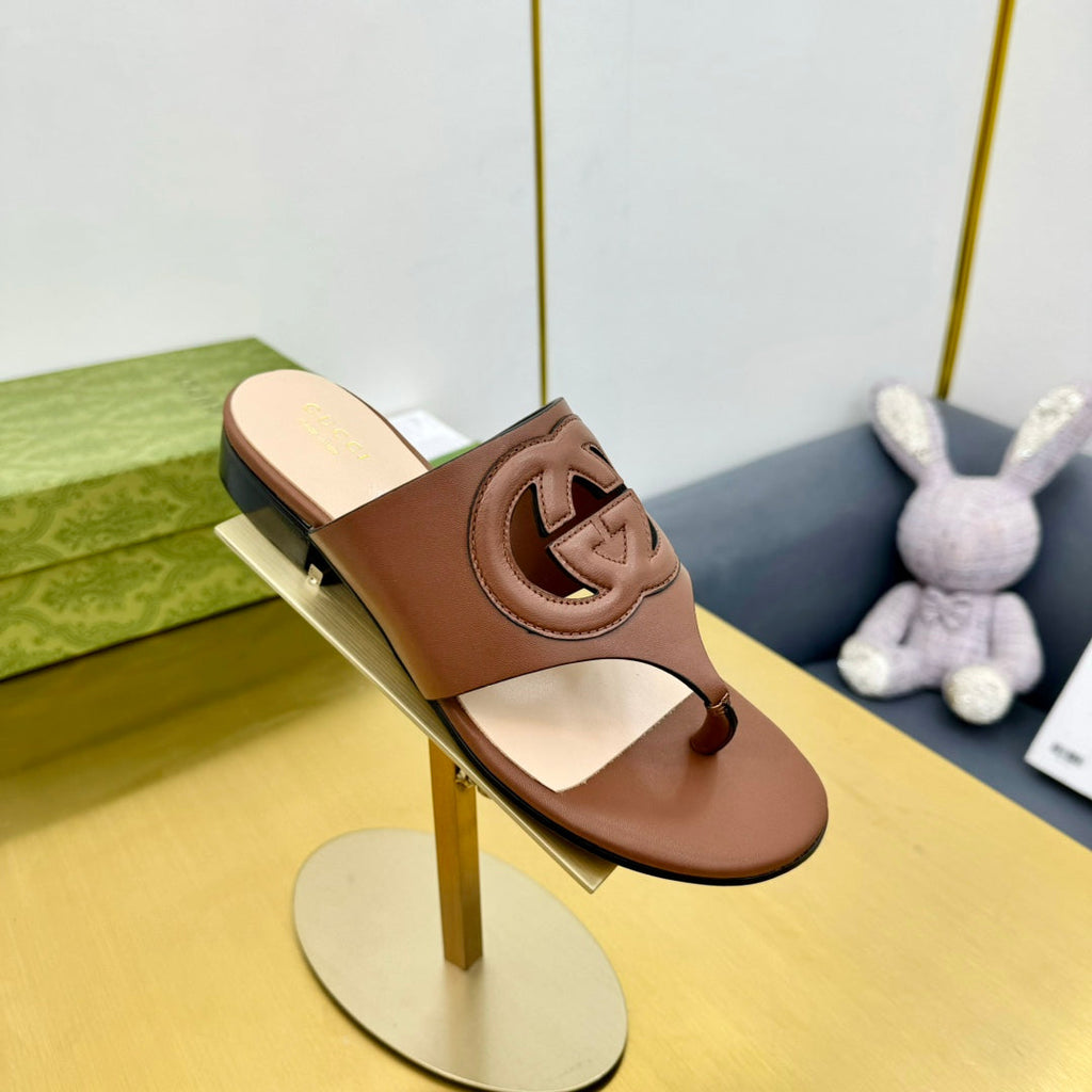 BLONDIE THONG SANDAL IN BRONZE BROWN LAMBSKIN