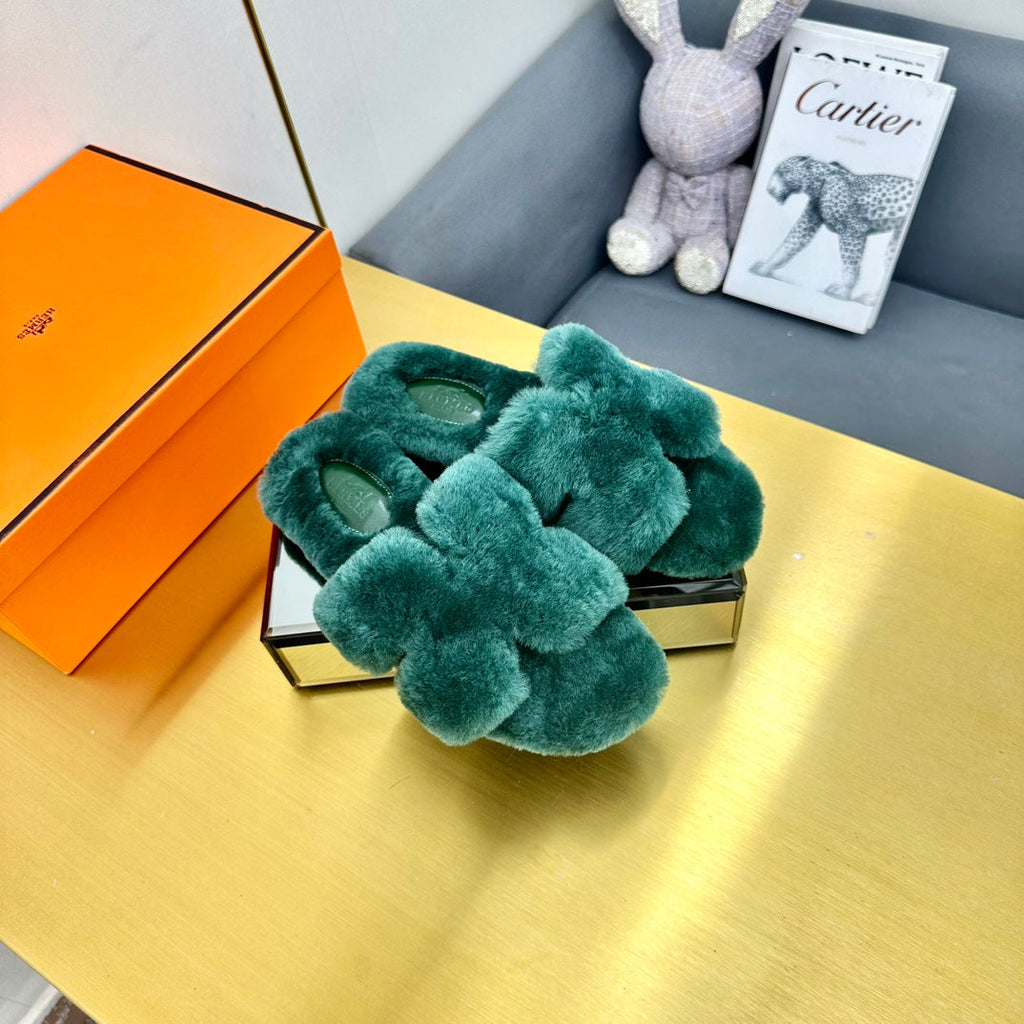 0RAN SHEARLING SANDALS TEAL GREEN