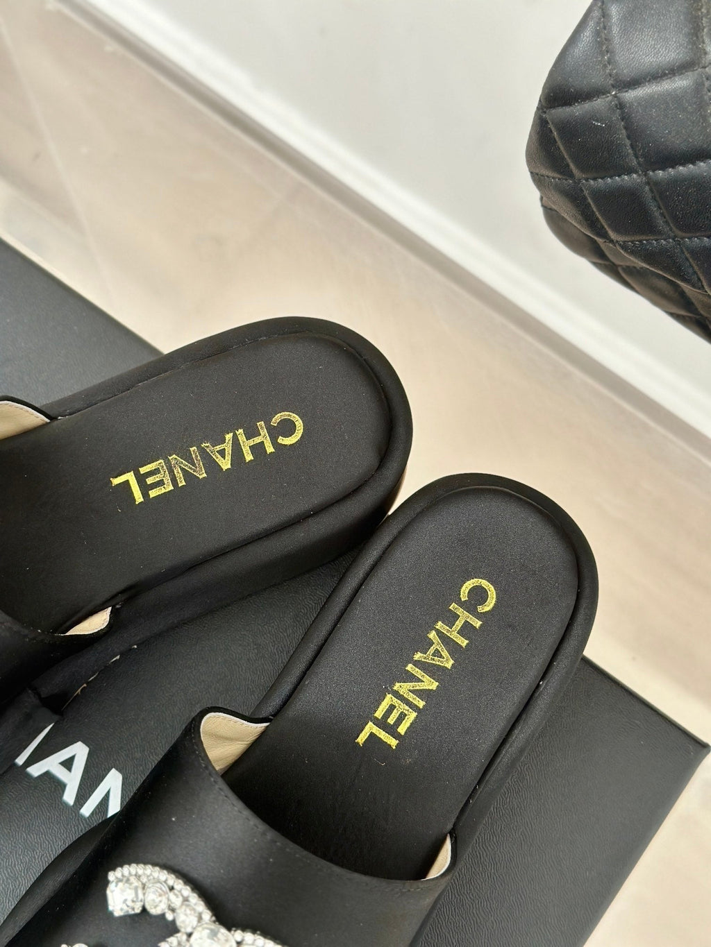 SLIPPERS THICK SOLE IN BLACK SATIN
