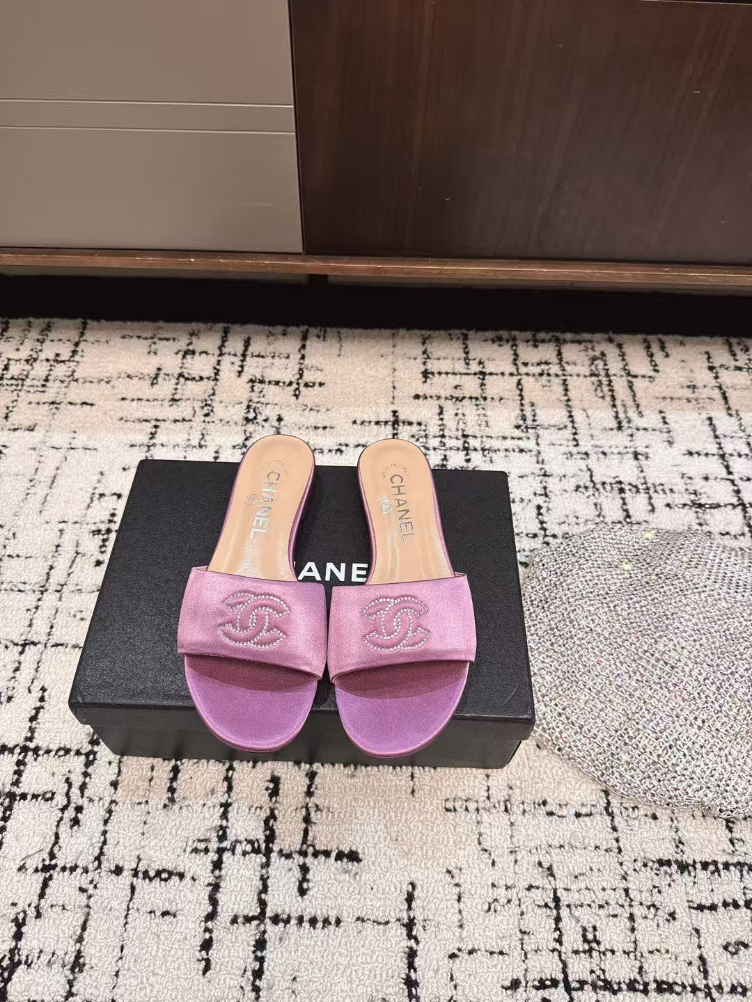 SLIPPERS IN LILAC PURPLE SATIN MIX CALFSKIN
