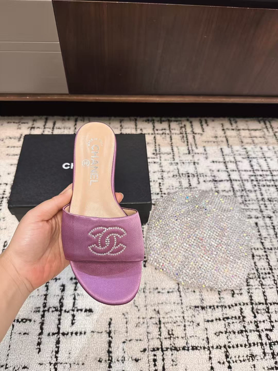 SLIPPERS IN LILAC PURPLE SATIN MIX CALFSKIN
