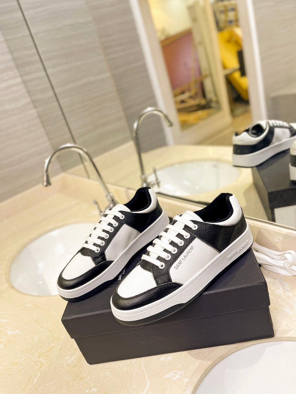SL SL/61 SNEAKERS WHITE-BLACK CALFSKIN