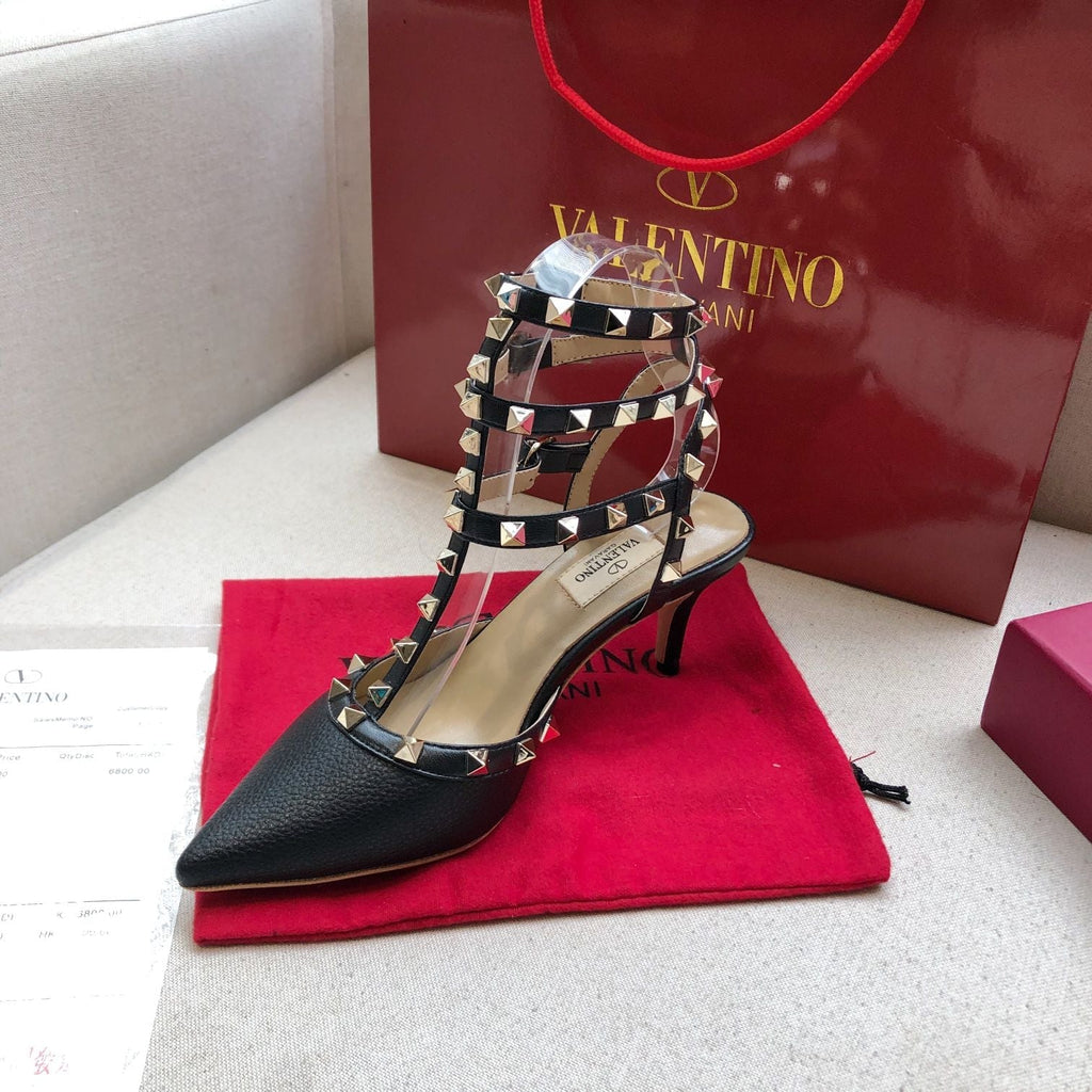 ROCKSTUD BLACK METALLIC CALFSKIN ANKLE STRAP HIGH SANDAL